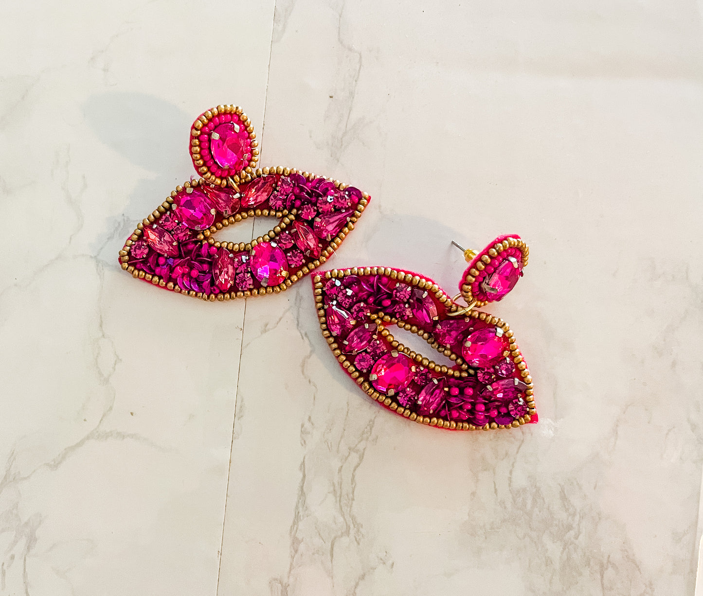 Kiss Me Earrings