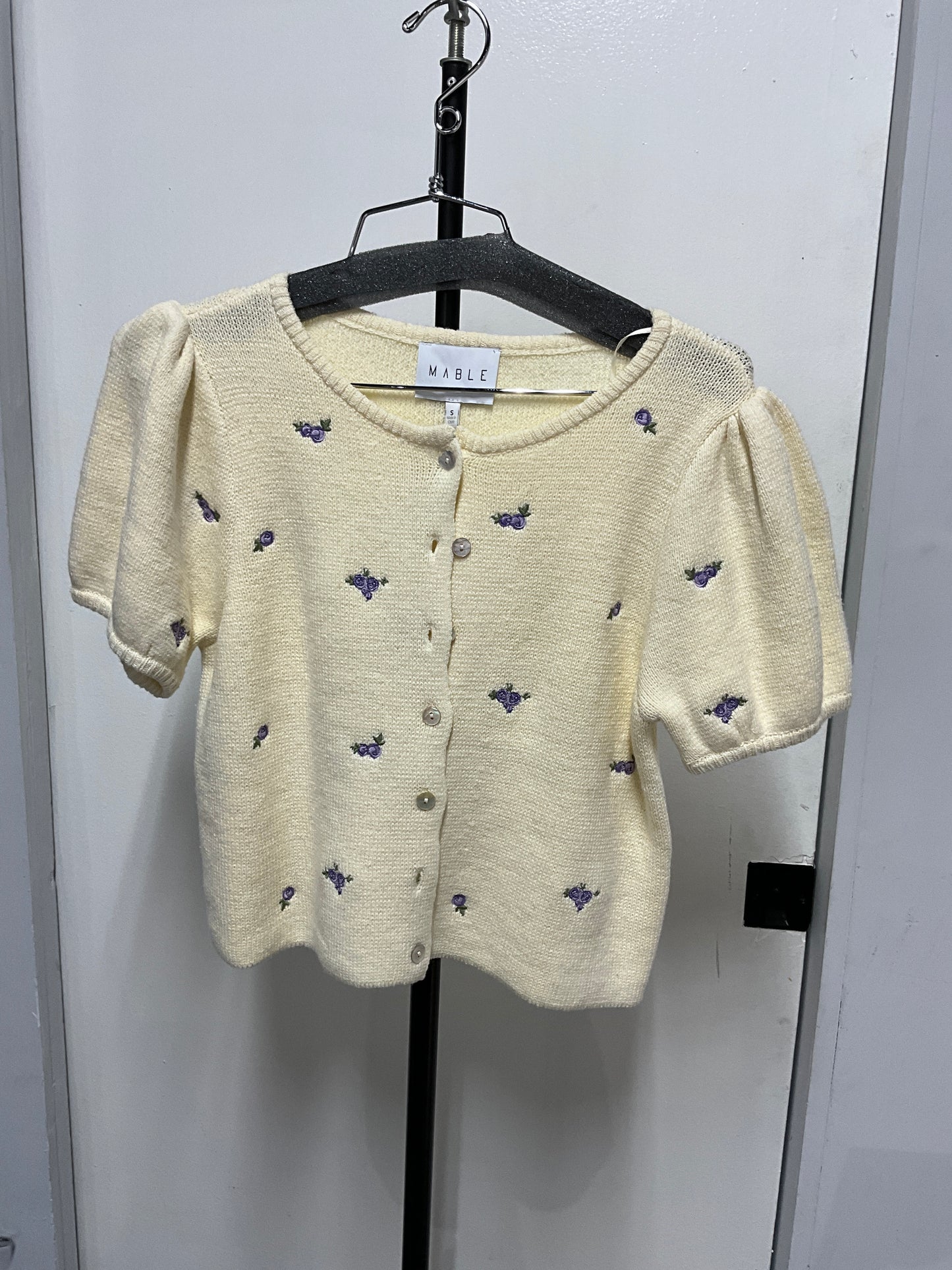 Floral Puff Sleeve Knitted Top